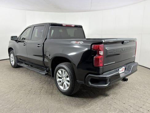 Used 2022 Chevrolet Silverado 1500 Custom AWD/4WD image 4