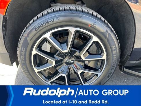 Used 2023 Chevrolet Suburban RST w/ Luxury Package image 35