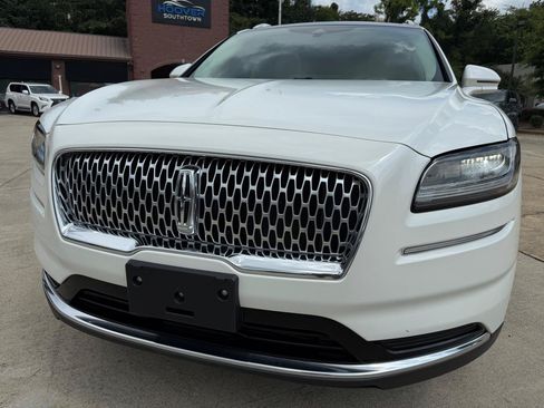 Used 2021 Lincoln Nautilus Reserve w/ Cargo Utility Package FWD image 8