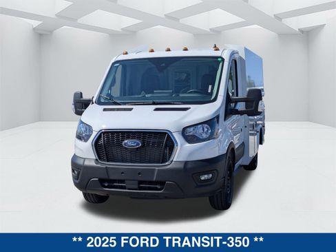 New 2025 Ford Transit 350 w/ Interior Upgrade Package image 8