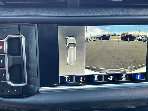 Certified 2022 GMC Yukon Denali w/ Denali Ultimate Package AWD/4WD image 29