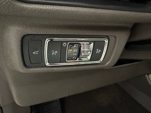 Certified 2022 Lincoln Corsair AWD w/ Premium Package image 32