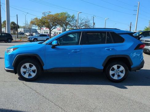 Used 2019 Toyota RAV4 XLE image 7