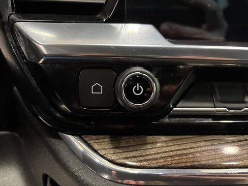 Used 2023 Chevrolet Silverado 1500 RST image 23