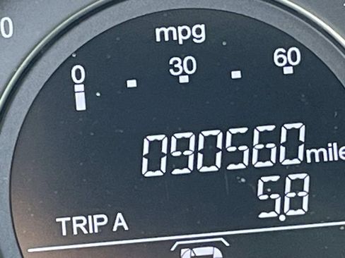 Used 2017 Honda Accord EX image 34