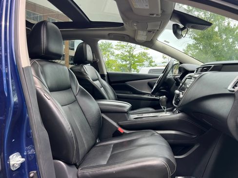 Used 2020 Nissan Murano SL w/ Moonroof Package AWD/4WD image 16