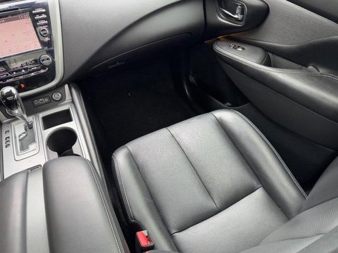 Used 2019 Nissan Murano SL w/ SL Technology Package image 16