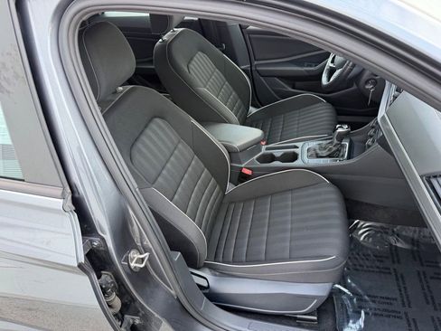 Used 2024 Volkswagen Jetta Sport image 20