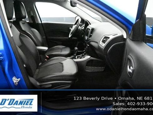 Used 2021 Jeep Compass Latitude w/ Convenience Group AWD/4WD image 40