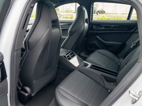 New 2026 Porsche Panamera 4 image 23