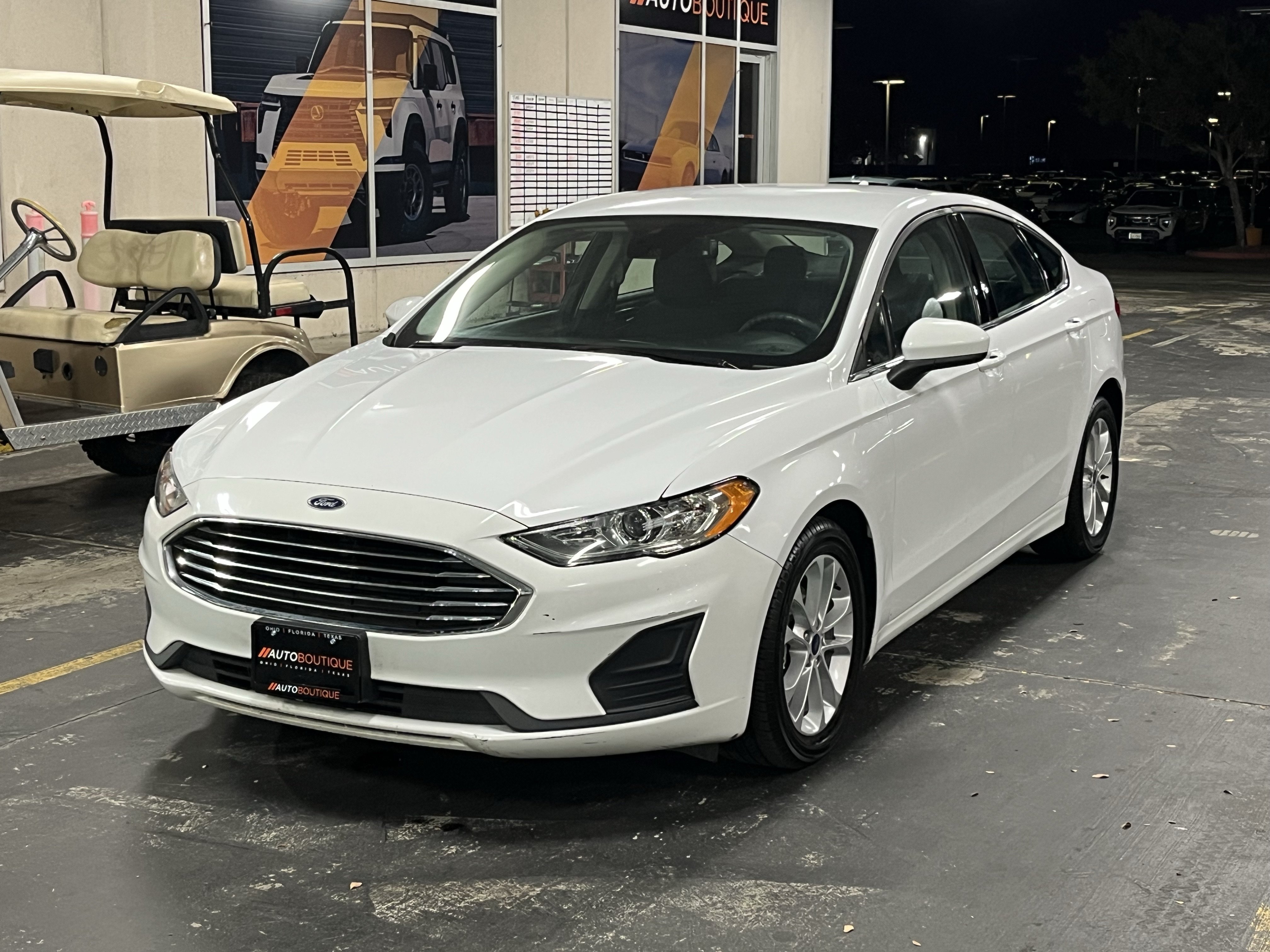 Used 2020 Ford Fusion SE FWD image 5