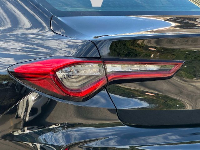 Used 2023 Acura TLX w/ Technology Package FWD image 12