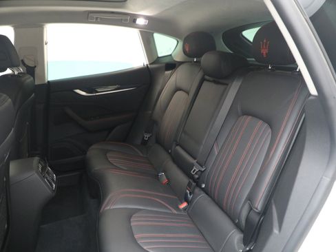 Certified 2022 Maserati Levante GT image 20