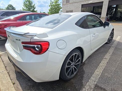 Used 2020 Subaru BRZ Limited w/ Popular Package #2 RWD image 7