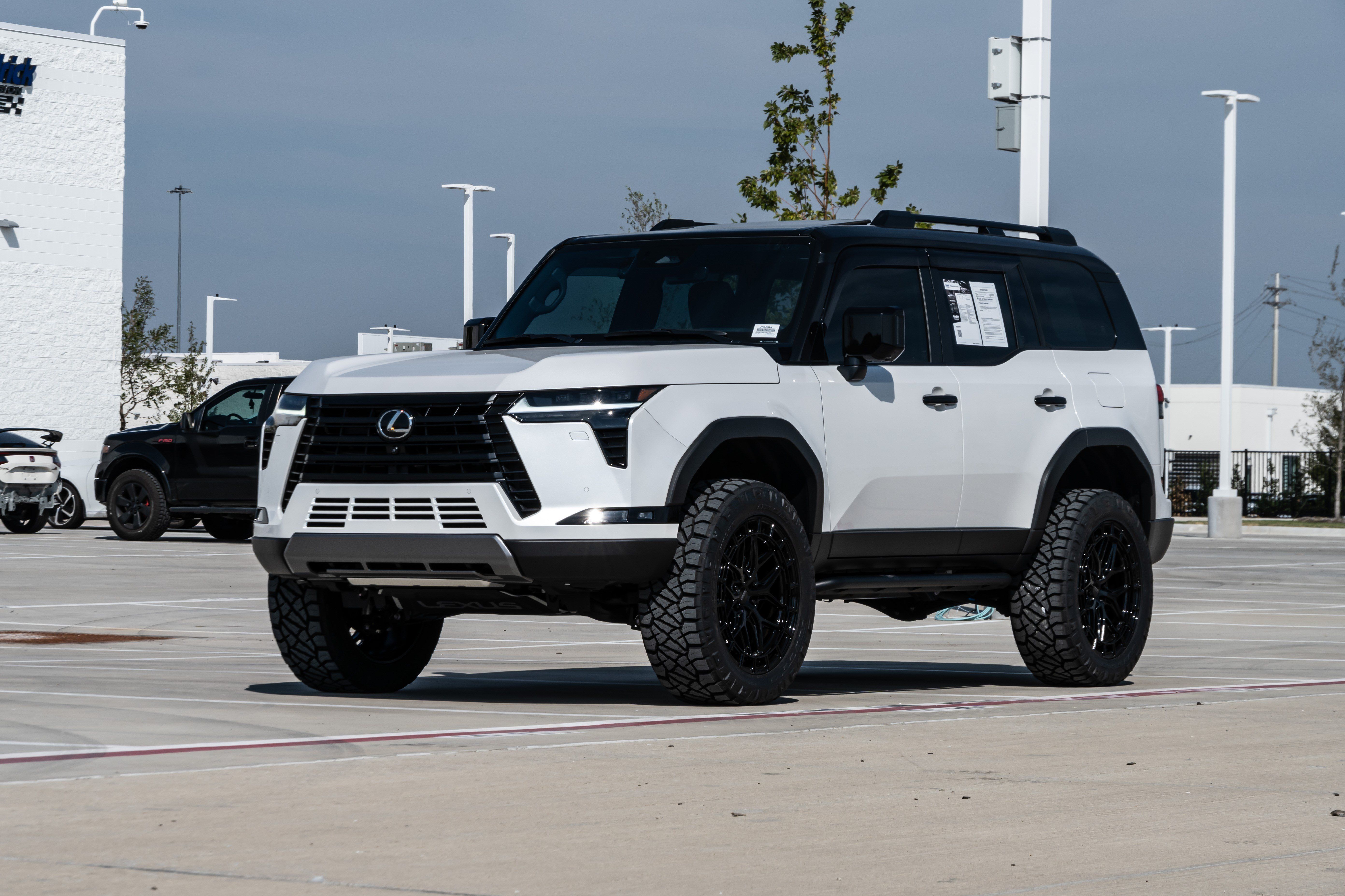 Used 2026 Lexus GX 550 AWD/4WD image 5