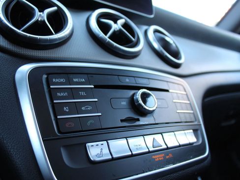 Used 2019 Mercedes-Benz CLA 250 CLA 250 Coupe 4D image 30