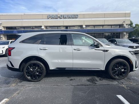 Used 2022 Kia Sorento SX FWD image 6