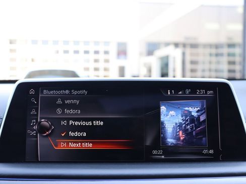 Used 2017 BMW 750i xDrive image 28