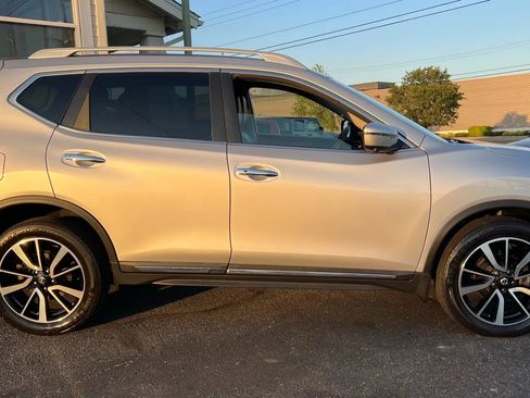 Used 2020 Nissan Rogue SL image 6