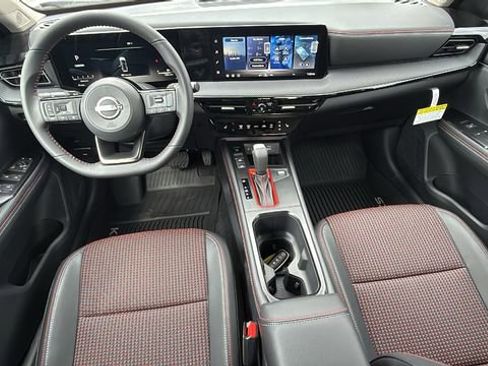 New 2026 Nissan Kicks SR w/ Cold Weather Package image 26