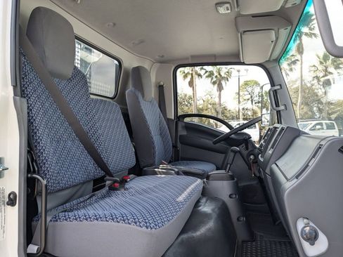 New 2024 Chevrolet Low Cab Forward image 15