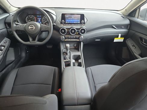 Used 2025 Nissan Sentra S FWD image 2