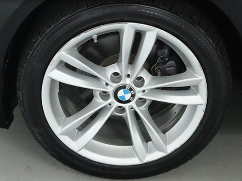 Used 2018 BMW 320i Sedan RWD image 41