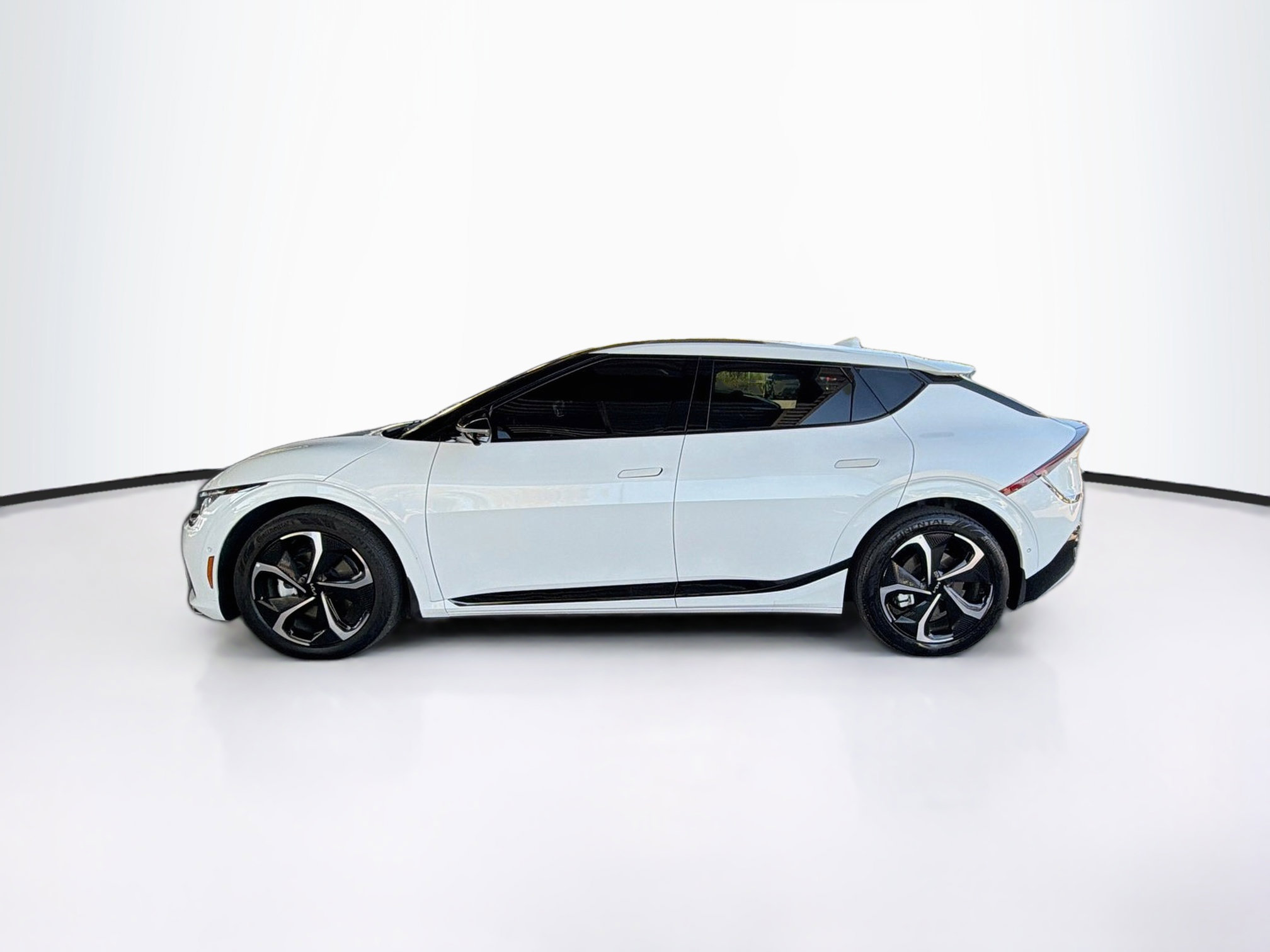 Used 2024 Kia EV6 GT-Line AWD/4WD image 4