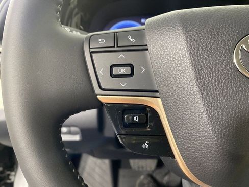 New 2026 Toyota Crown Limited w/ Advanced Technology Package image 15