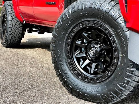 New 2026 Toyota Tacoma SR5 image 2