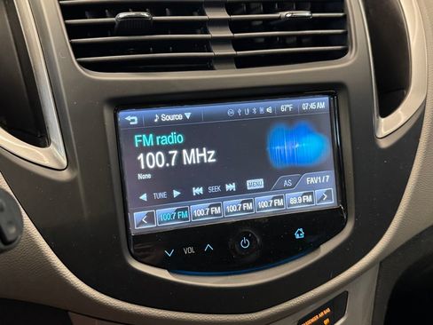 Used 2015 Chevrolet Trax LT w/ LT Plus Package FWD image 13