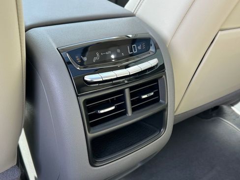 New 2026 Cadillac XT5 Premium Luxury image 18