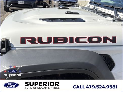 Used 2022 Jeep Gladiator Rubicon w/ LED Lighting Group AWD/4WD image 12