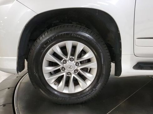 Used 2018 Lexus GX 460 Premium w/ Premium Package AWD/4WD image 28