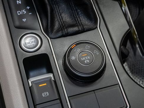 Used 2019 Volkswagen Atlas SE AWD/4WD image 20