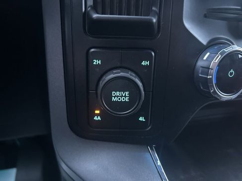 Used 2023 Ford F150 Lariat image 29