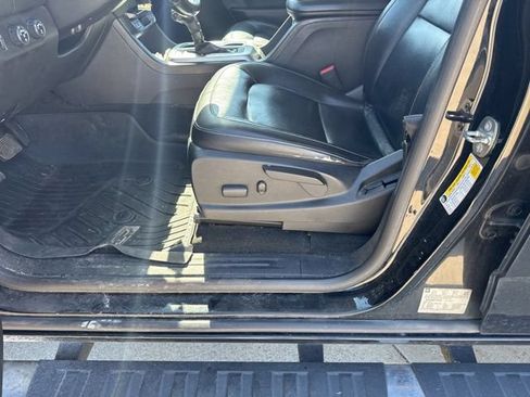 Used 2018 Chevrolet Colorado LT w/ Luxury Package, Chrome AWD/4WD image 23
