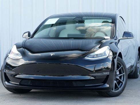 Used 2020 Tesla Model 3 Long Range image 3