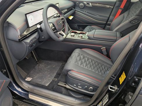 New 2026 Genesis GV80 3.5T e-SC image 9