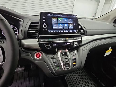 New 2026 Honda Odyssey EX-L image 12