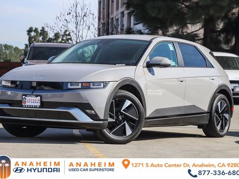 New 2026 Hyundai Ioniq 5 SEL image 1