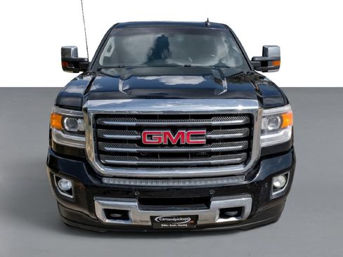 Used 2017 GMC Sierra 2500 SLT w/ All Terrain HD Package AWD/4WD image 49