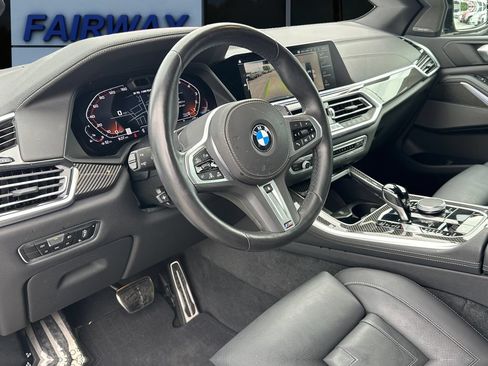 Used 2022 BMW X5 M50i AWD/4WD image 15