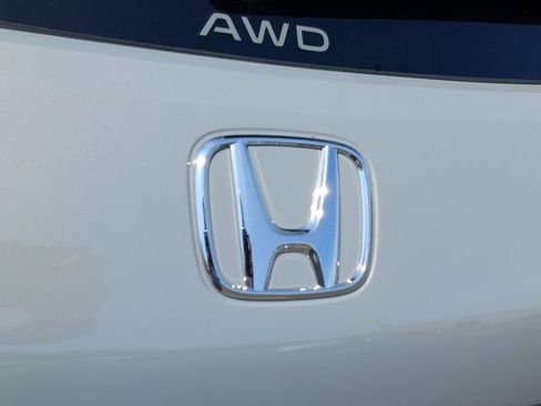 Used 2024 Honda HR-V Sport image 29