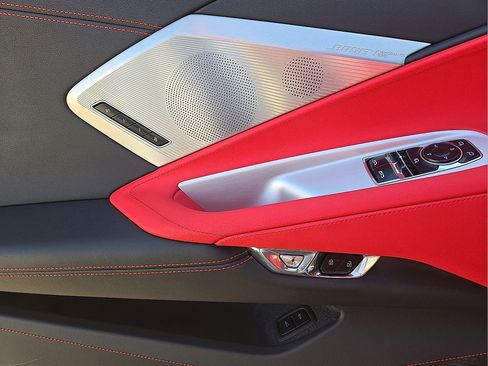 Used 2023 Chevrolet Corvette Stingray Preferred Cpe w/ Z51 Performance Package image 17