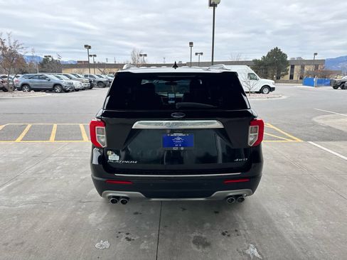 Used 2022 Ford Explorer Platinum w/ Equipment Group 601A image 5