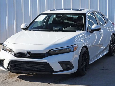 Used 2022 Honda Civic Touring image 47