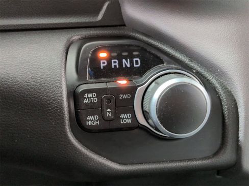 Certified 2022 RAM 1500 Big Horn image 32