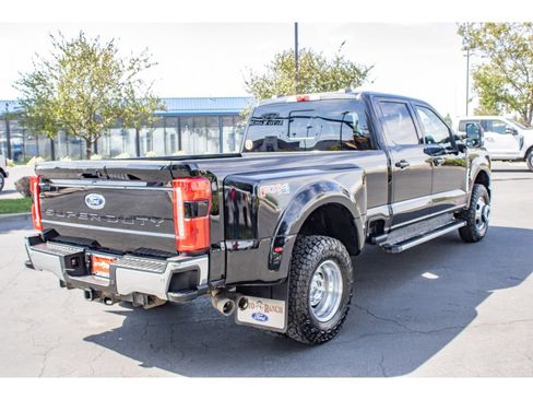 Used 2023 Ford F350 Lariat w/ Tow Technology Package AWD/4WD image 8