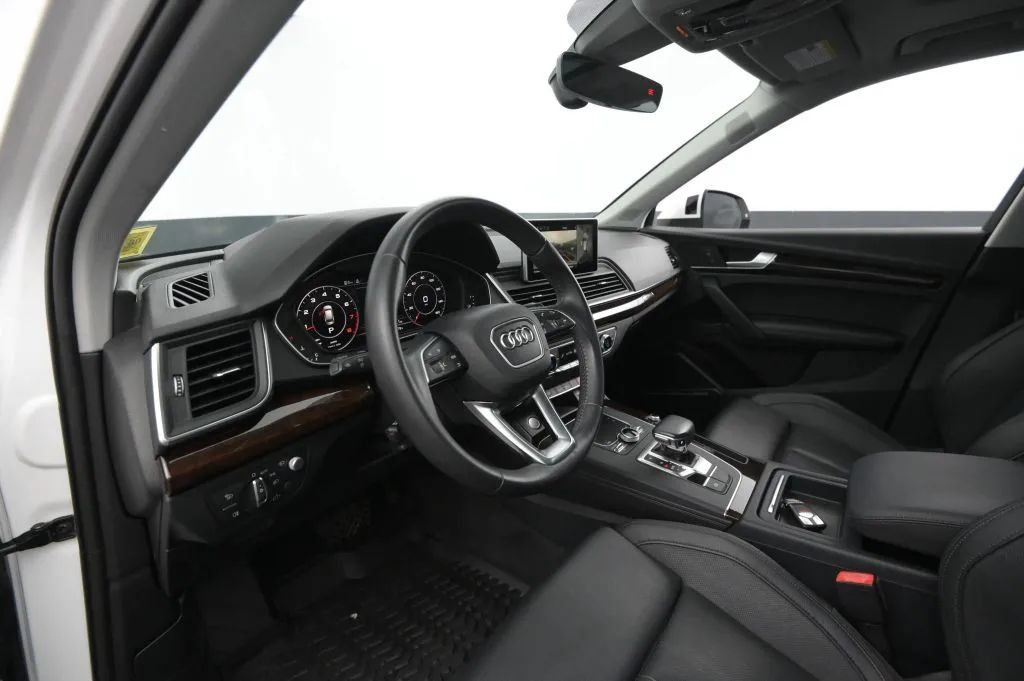 Used 2018 Audi Q5 Prestige w/ Prestige Package AWD/4WD image 39